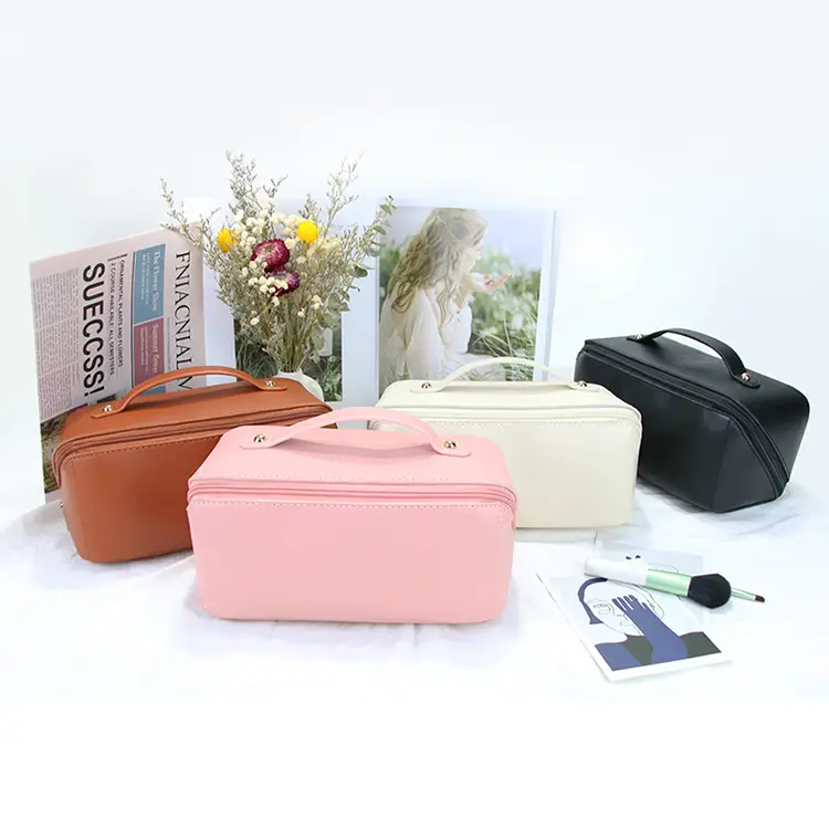 elegant-multi-compartment-cosmetic-bag (1)